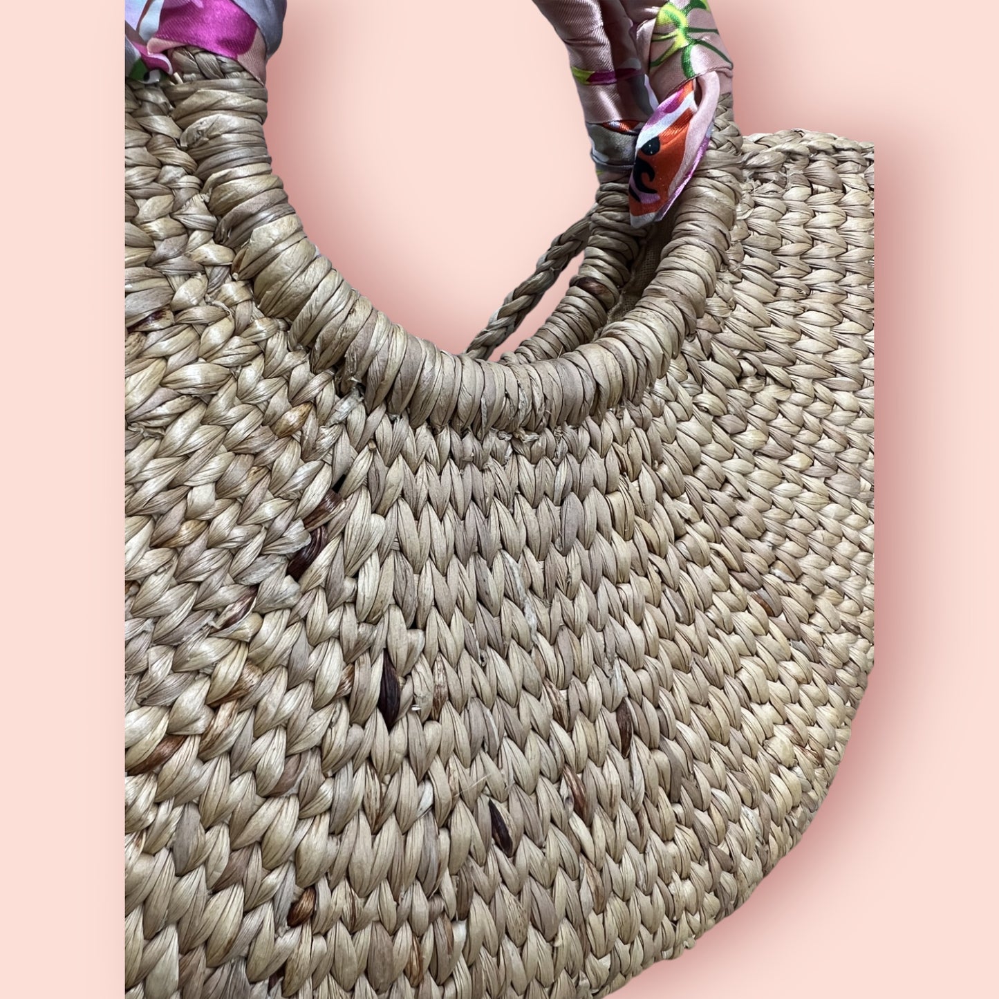Cheerful Vivid Water Hyacinth Crossbody Woven Bag (Small) image 6