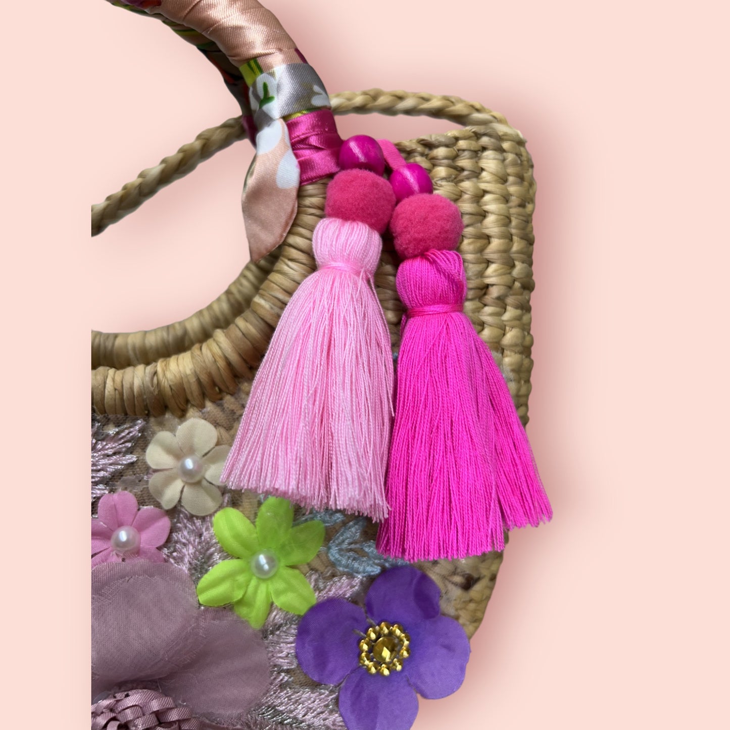 Cheerful Vivid Water Hyacinth Crossbody Woven Bag (Small) image 2