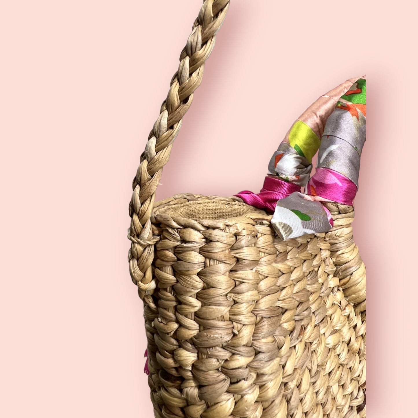Cheerful Vivid Water Hyacinth Crossbody Woven Bag (Small) image 5